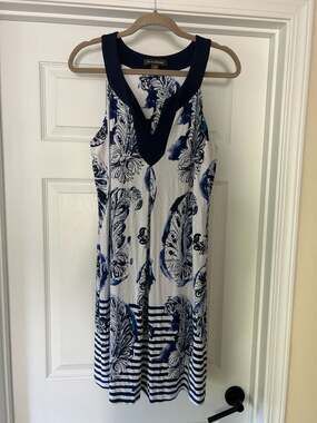 Tommy Bahama Sleeveless V-Neck Paisley & Stripe Pattern Navy White Midi Dress L
